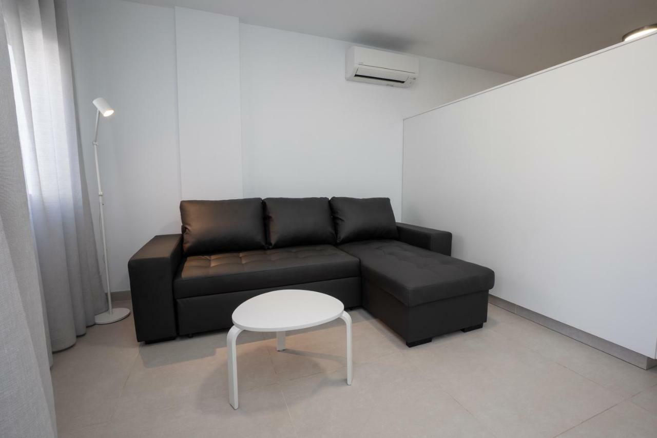 Apartamentos Mombasa 2 Planta Nerja Eksteriør bilde