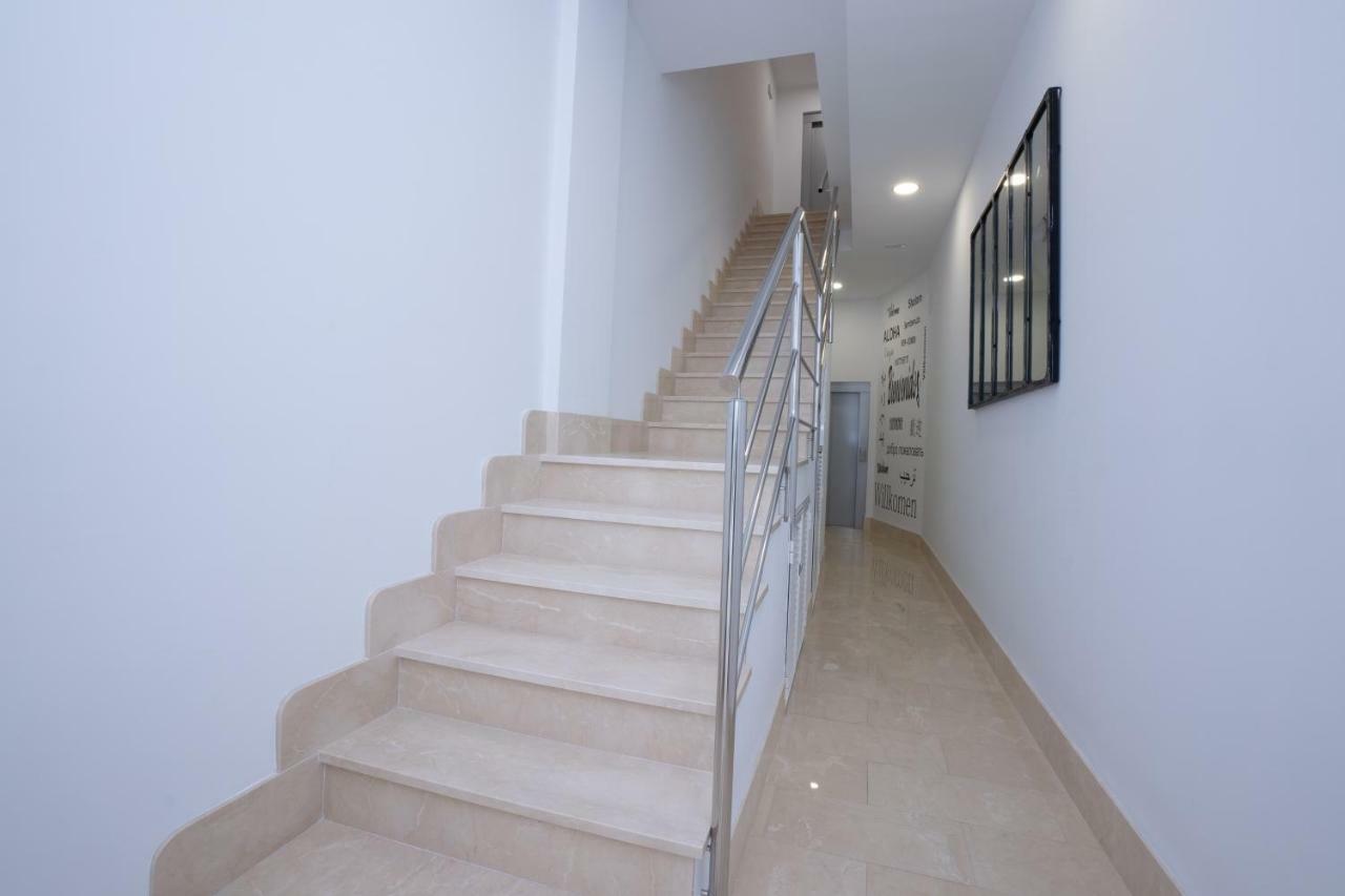 Apartamentos Mombasa 2 Planta Nerja Eksteriør bilde