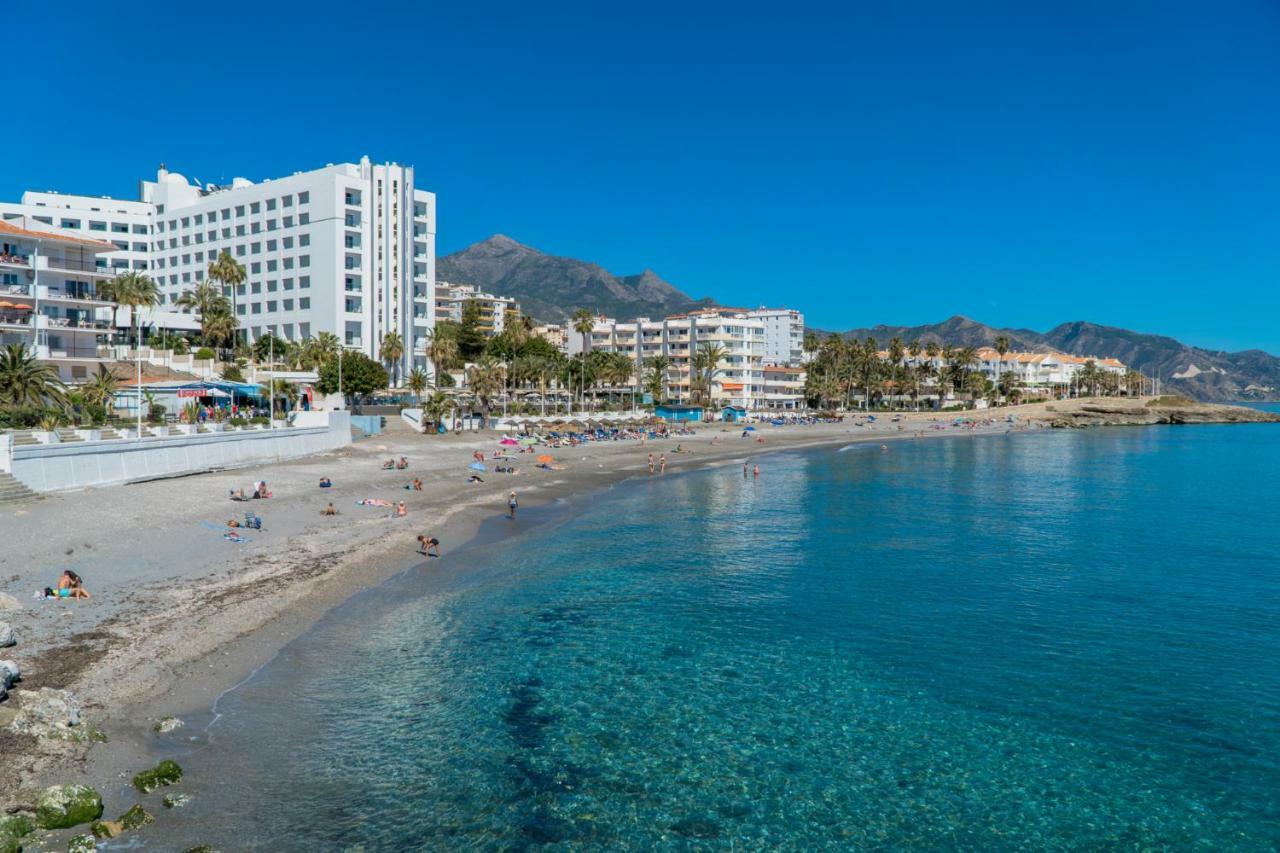 Apartamentos Mombasa 2 Planta Nerja Eksteriør bilde